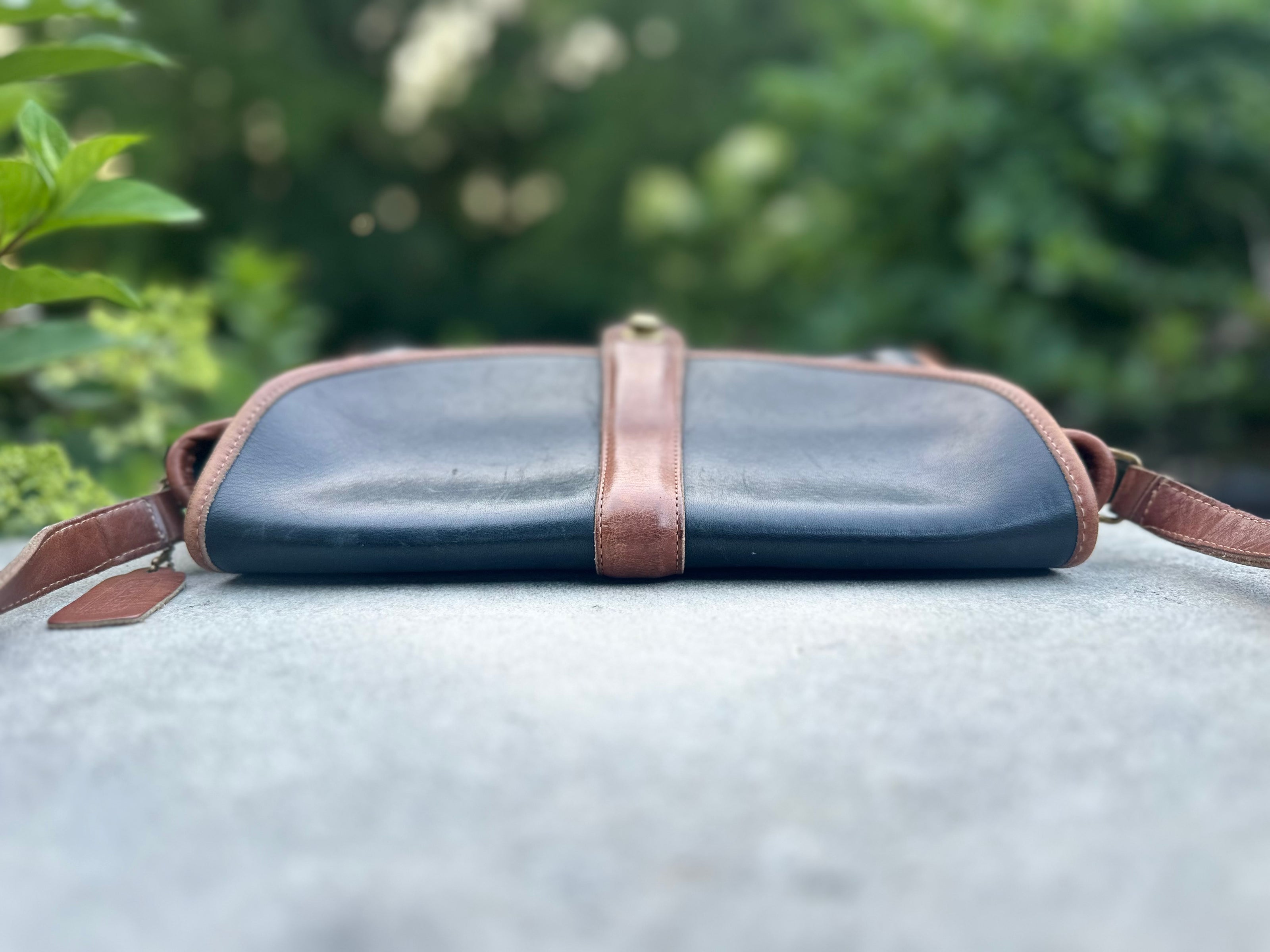 Handbag, Coach crossbody/shoulder leather bag