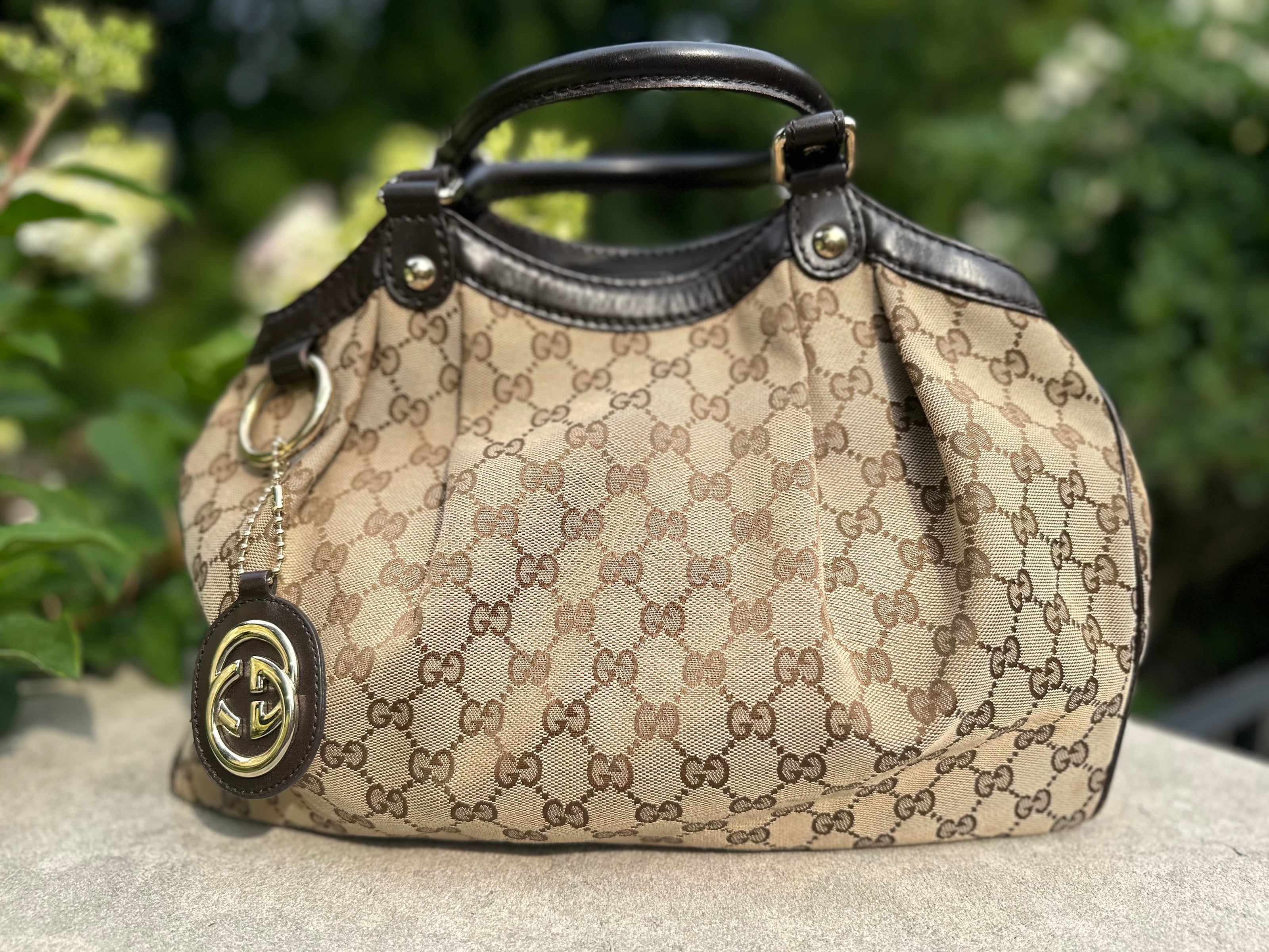 Handbag, Gucci shoulder bag