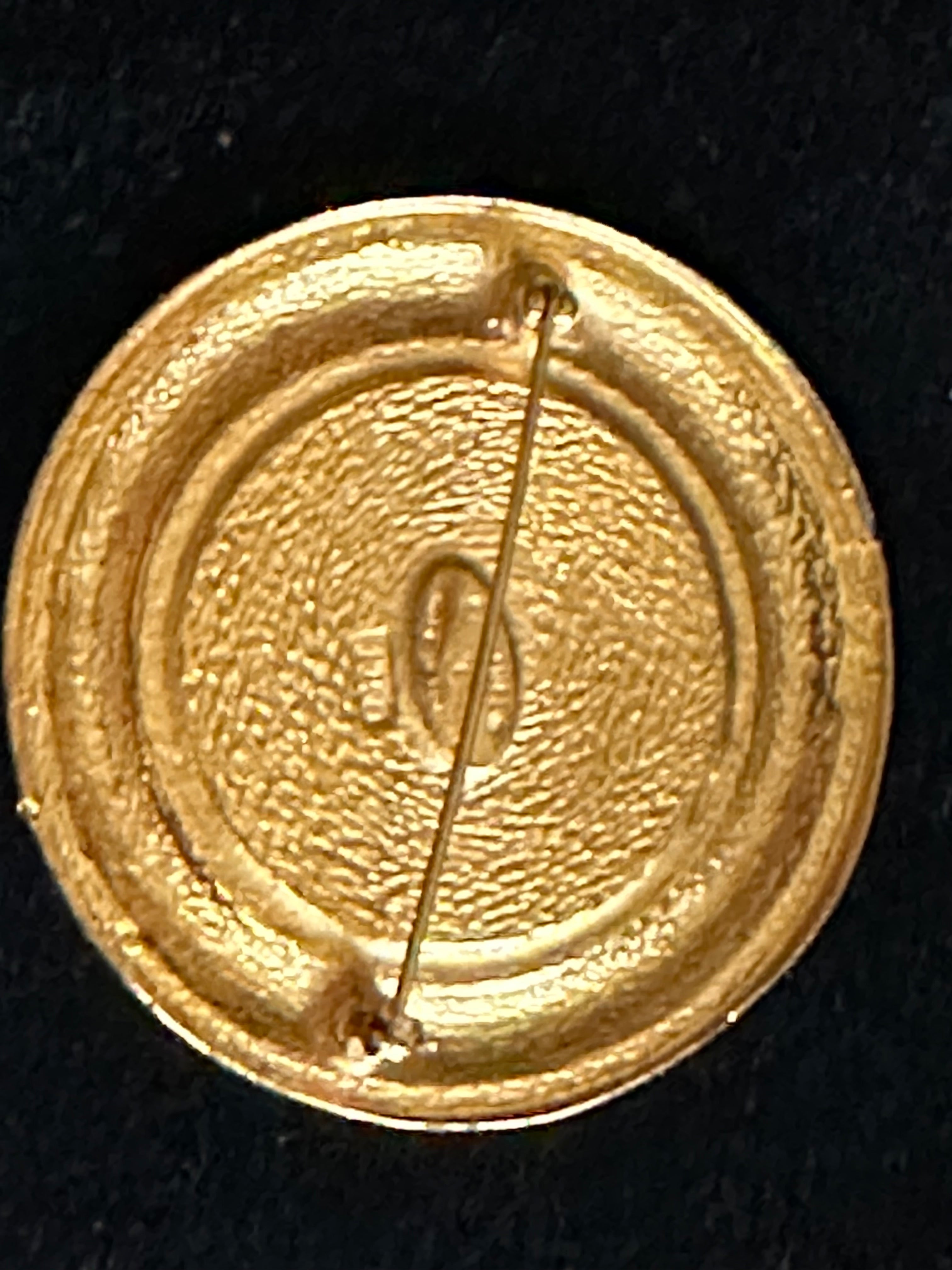 Jewelry, Chanel Medallion Brooch