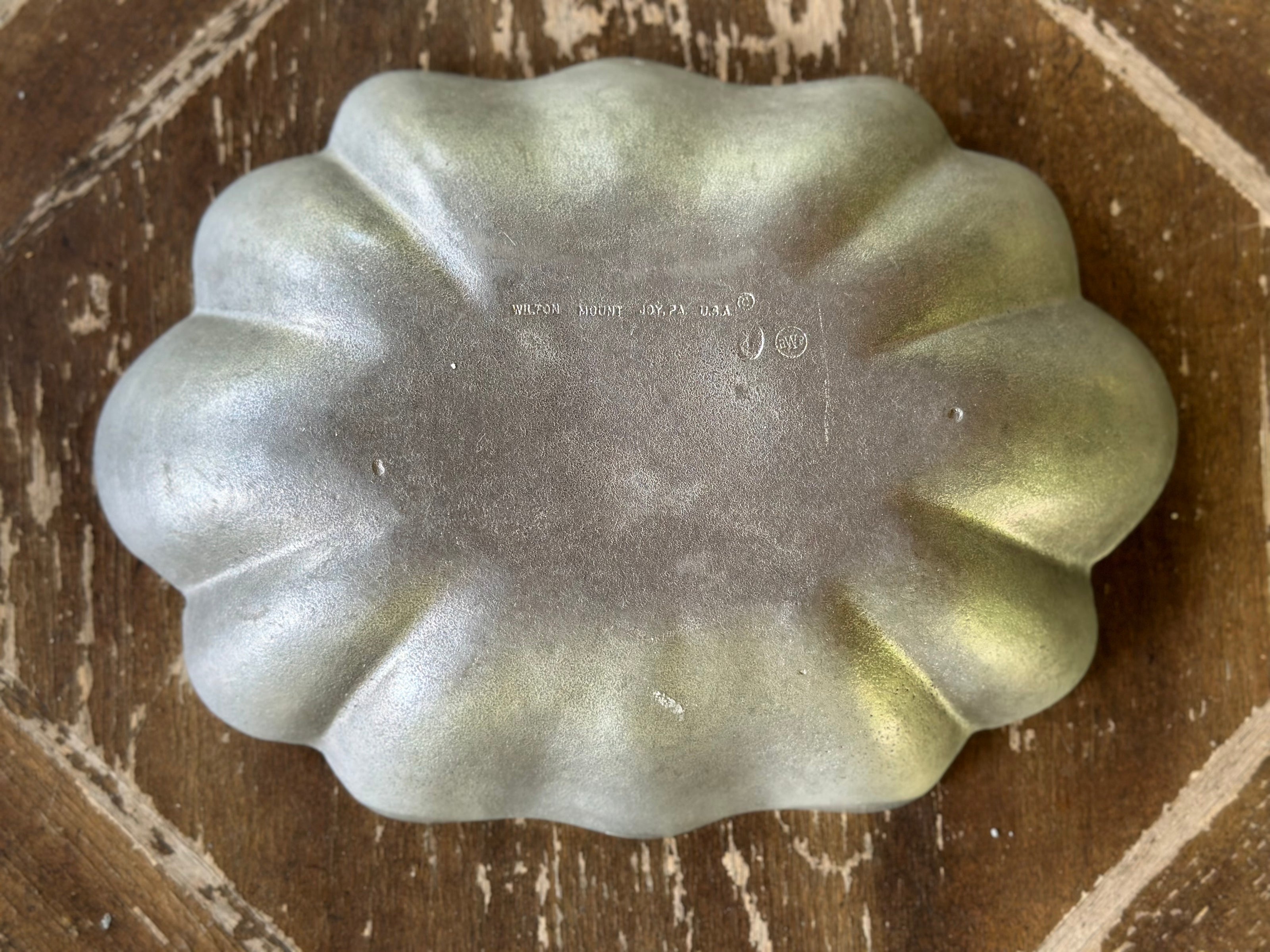 Entertaining, Wilton Armetale Serving Tray (fluted)