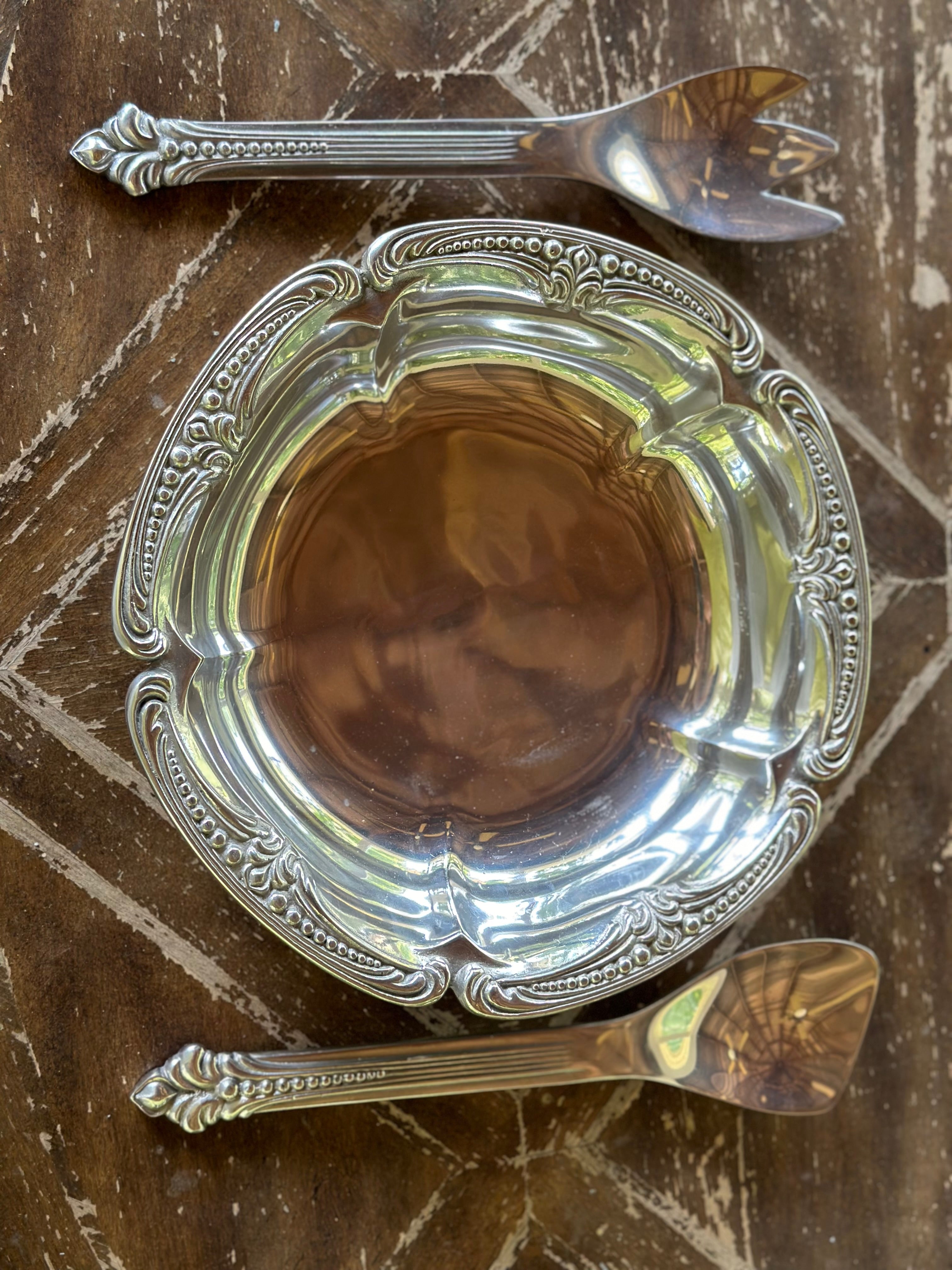 Entertaining, Wilton Armetale Salad Bowl Set With Utensils (Belle Mont)