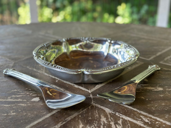 Entertaining, Wilton Armetale Salad Bowl Set With Utensils (Belle Mont)