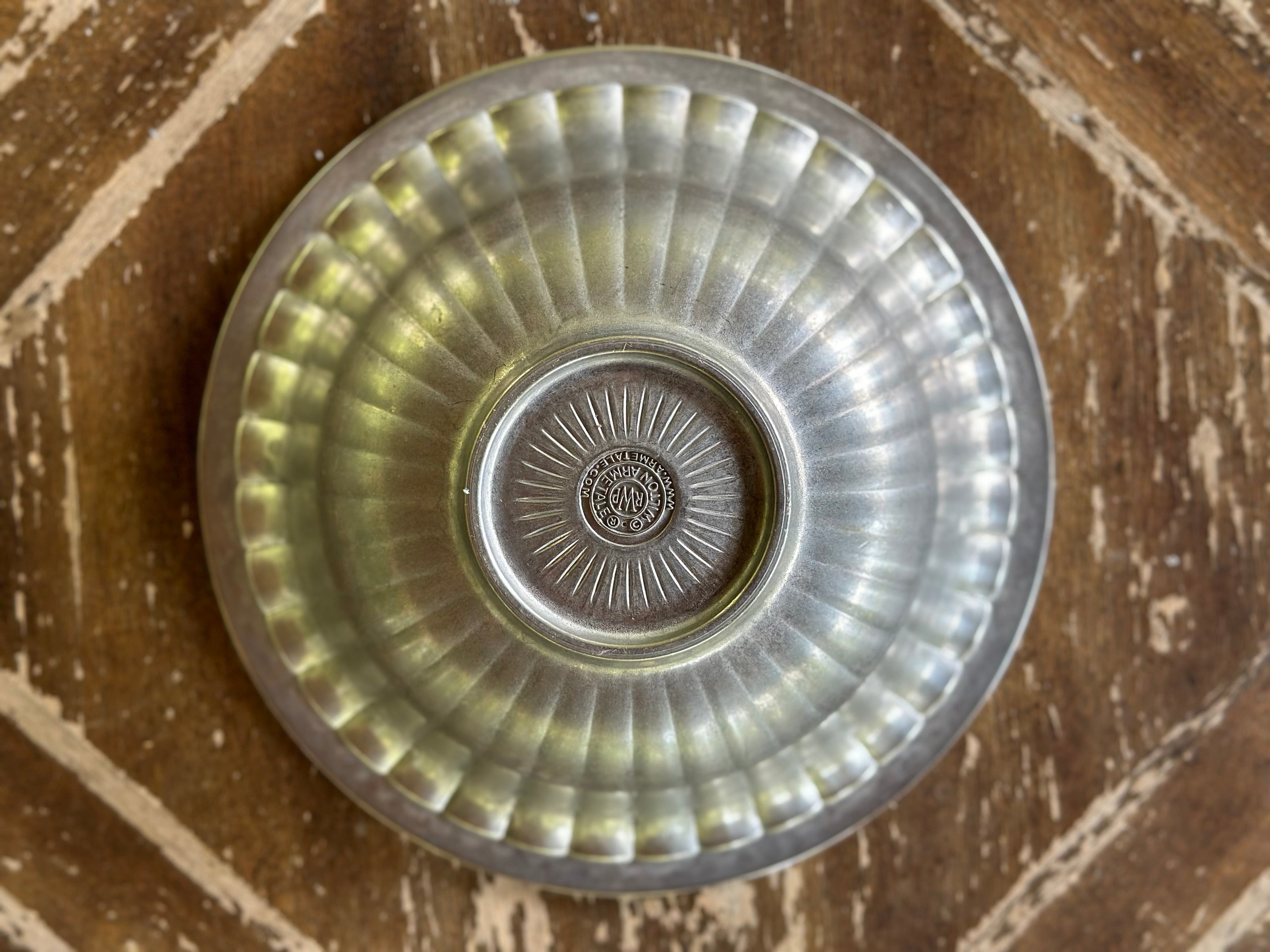 Entertaining, Wilton Armetale Serving Bowl